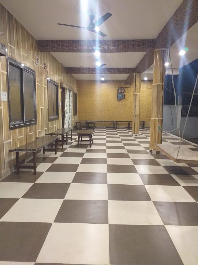 Radhe Krishna Villa Dhanwar Bagian luar foto